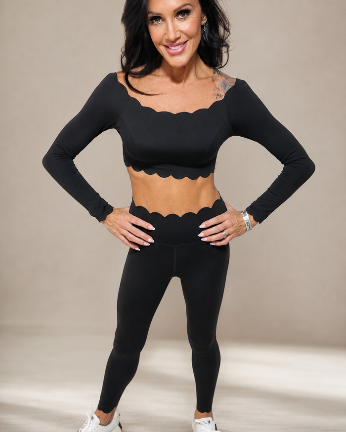 Noir Scallop Long Sleeve Set