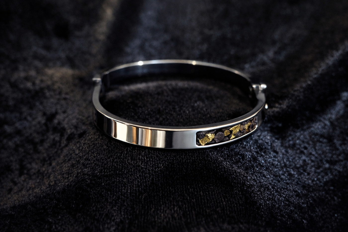 Signature Leather Bangle