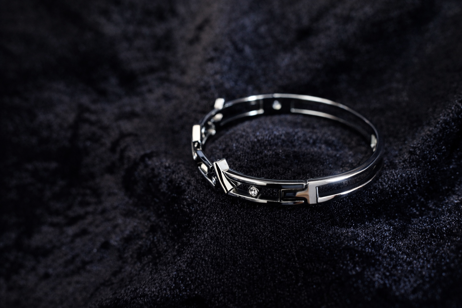 Silver Floral Bangle Bracelet