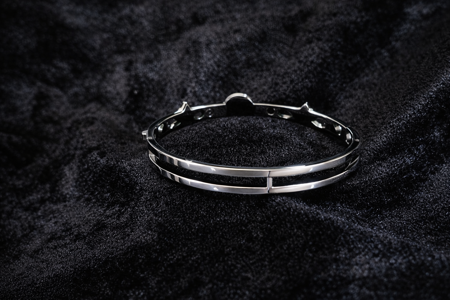 Silver Floral Bangle Bracelet