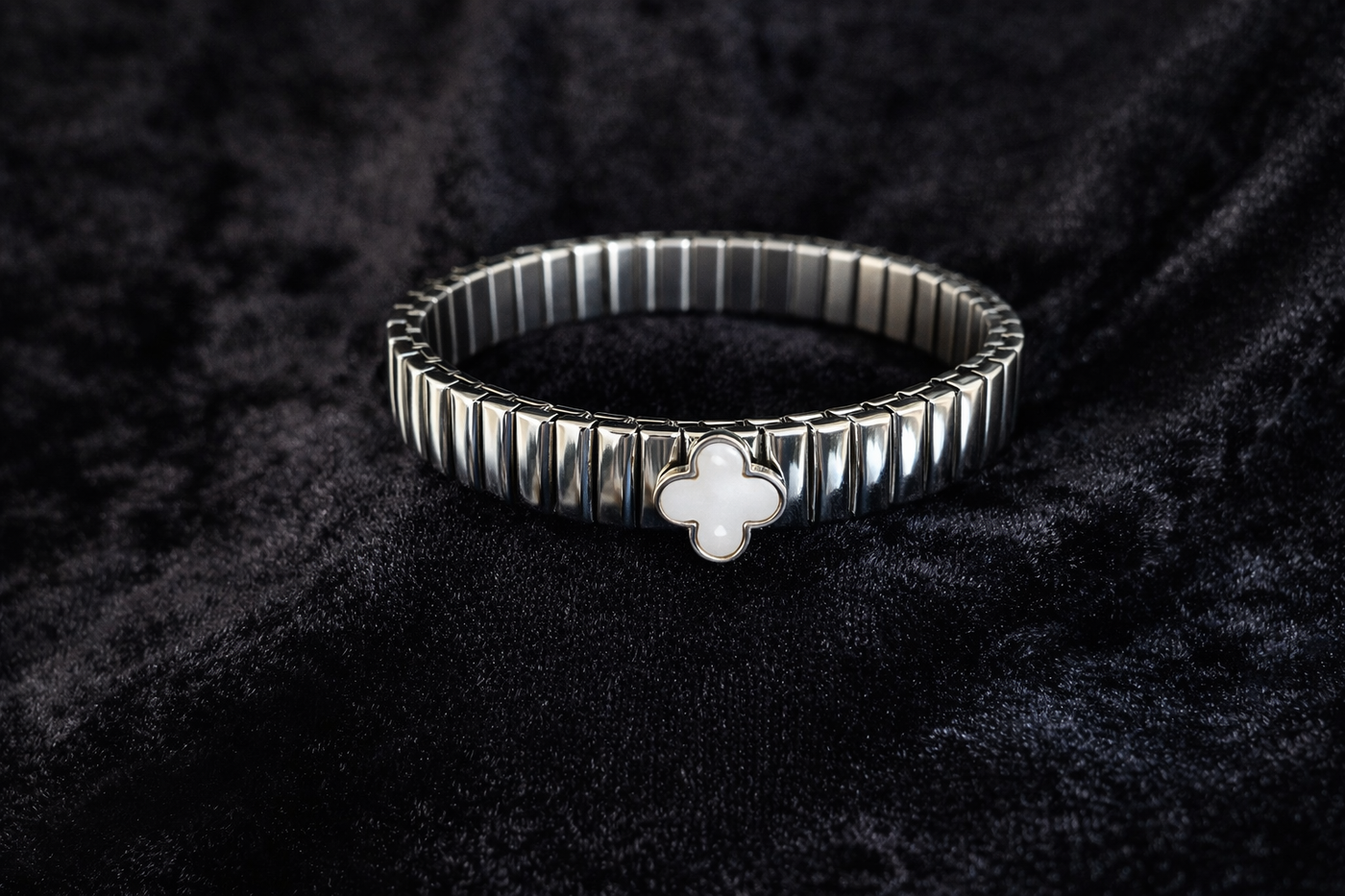 Silver Clover Mother-of-Pearl Bangle