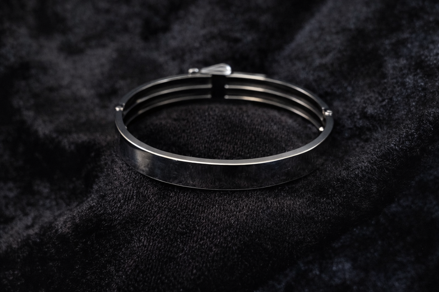 Silver Buckle Accent Bracelet