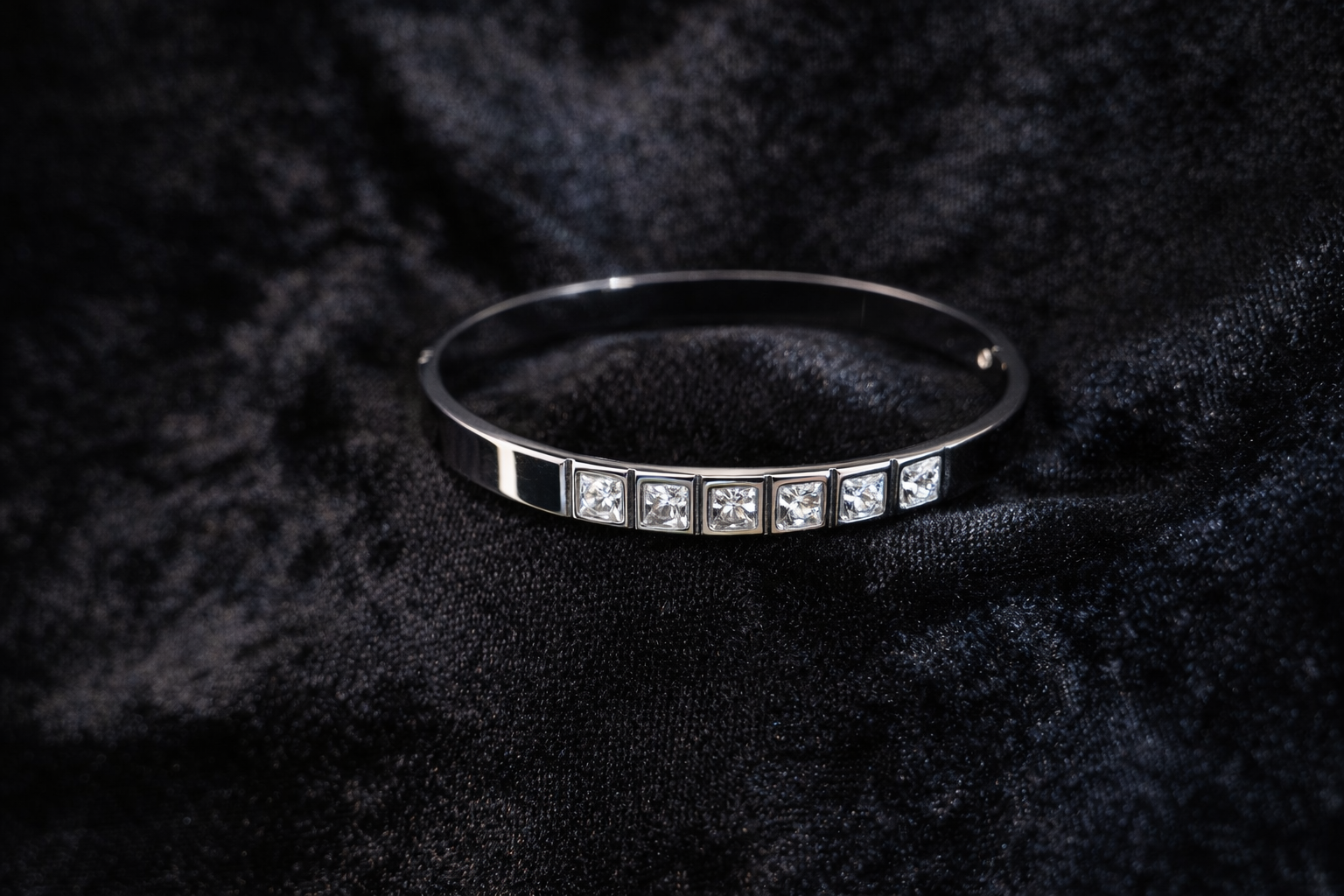 Silver Crystal Bangle