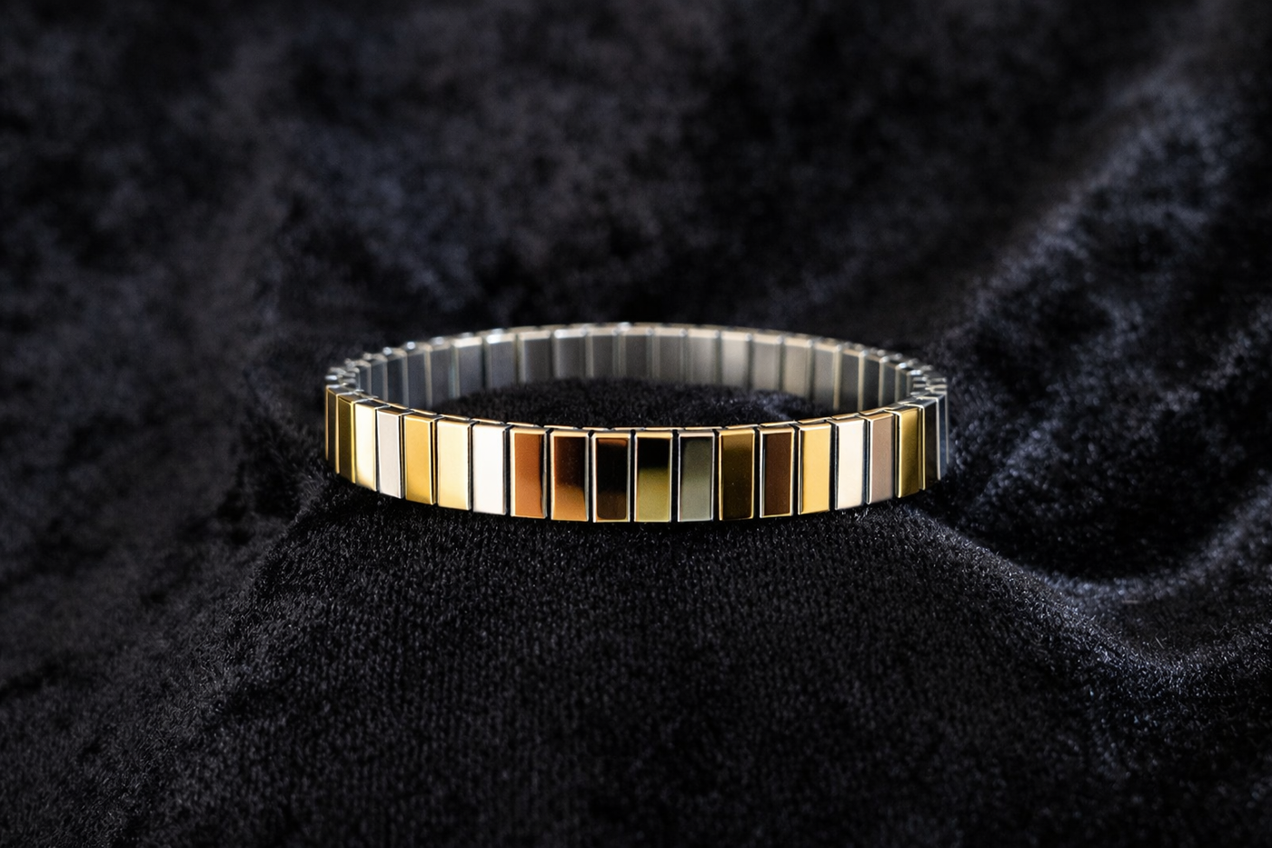 Two-Tone Stretch Bracelet