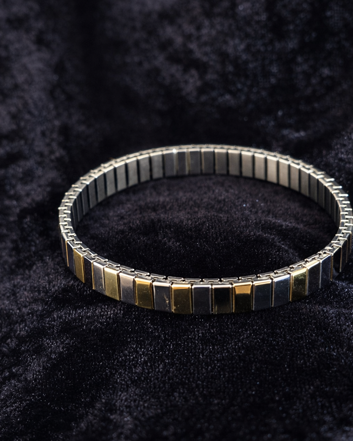 Two-Tone Stretch Bracelet