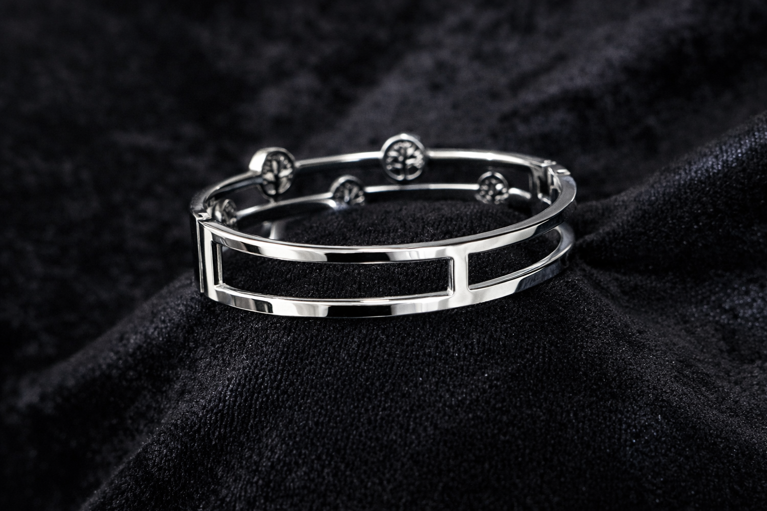 Silver Tree of Life Bangle Bracelet