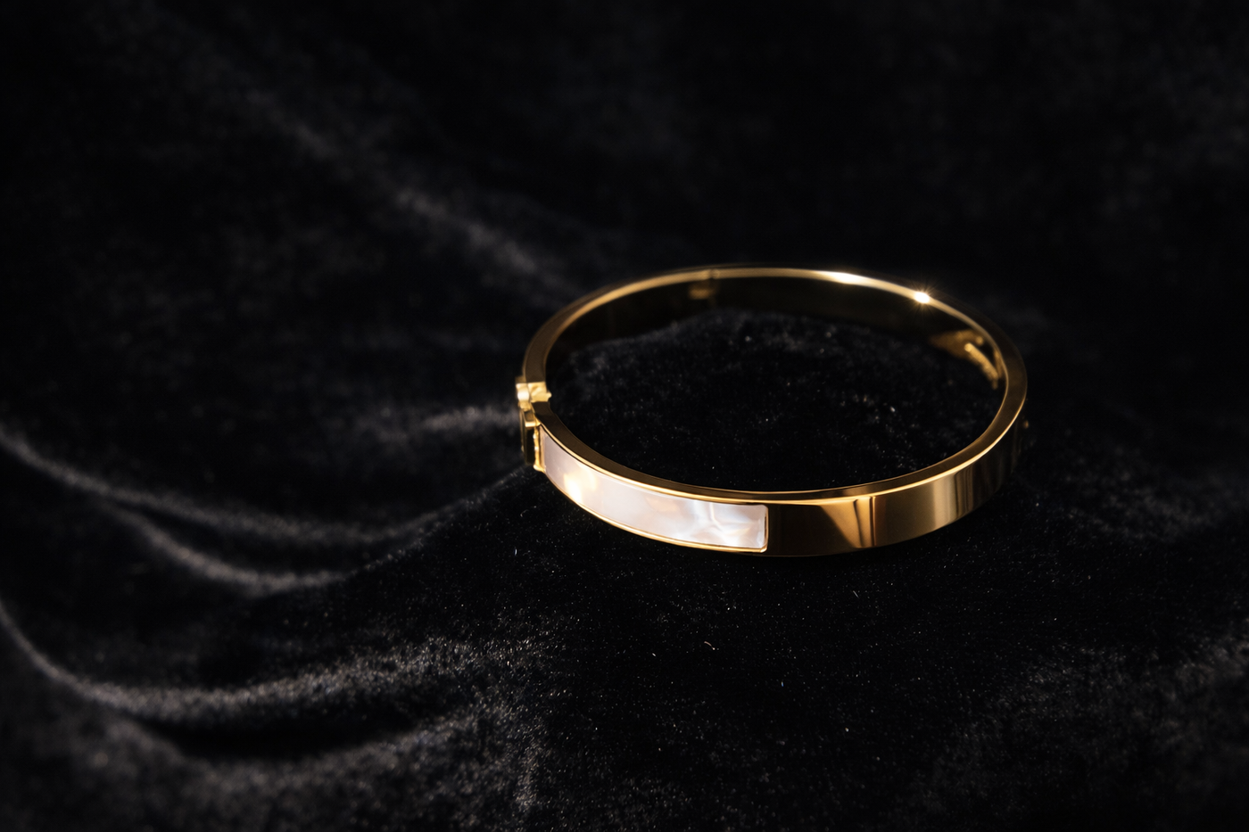 Gold & Mother of Pearl Bangle