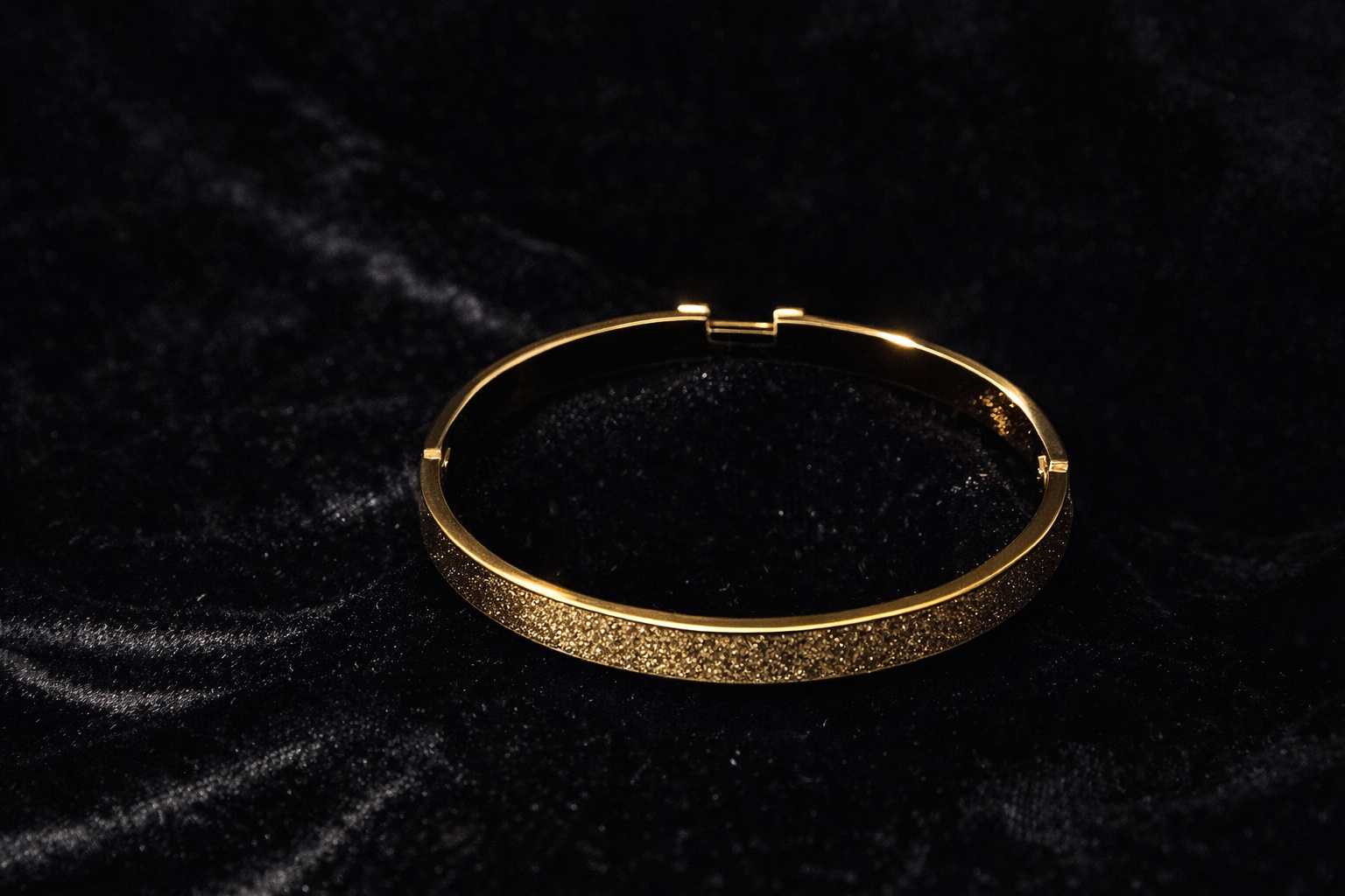 Gold & Mother of Pearl Bangle