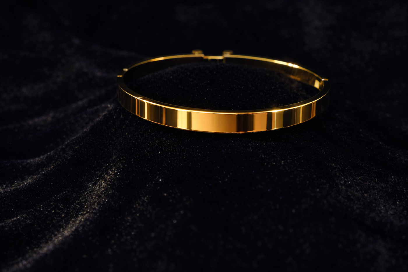 Gold & Mother of Pearl Bangle