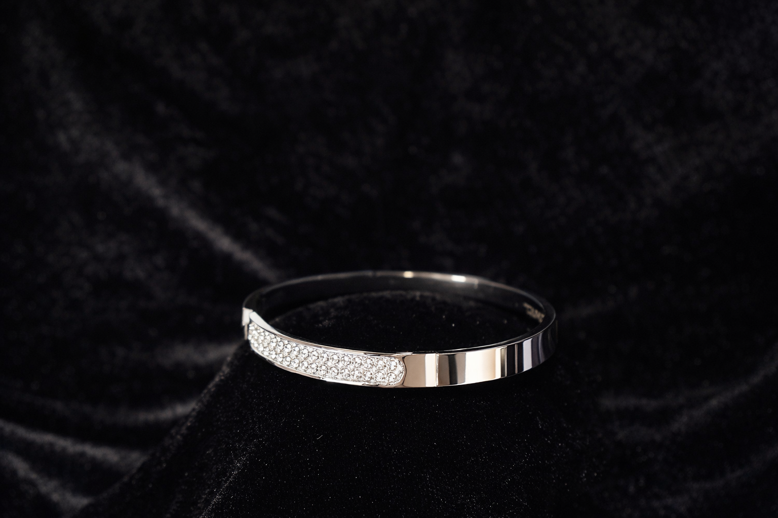Crystal-Embellished Gold Bangle