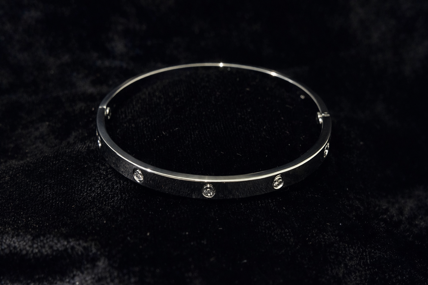 Sleek Stainless Steel Screw-Detail Bangle